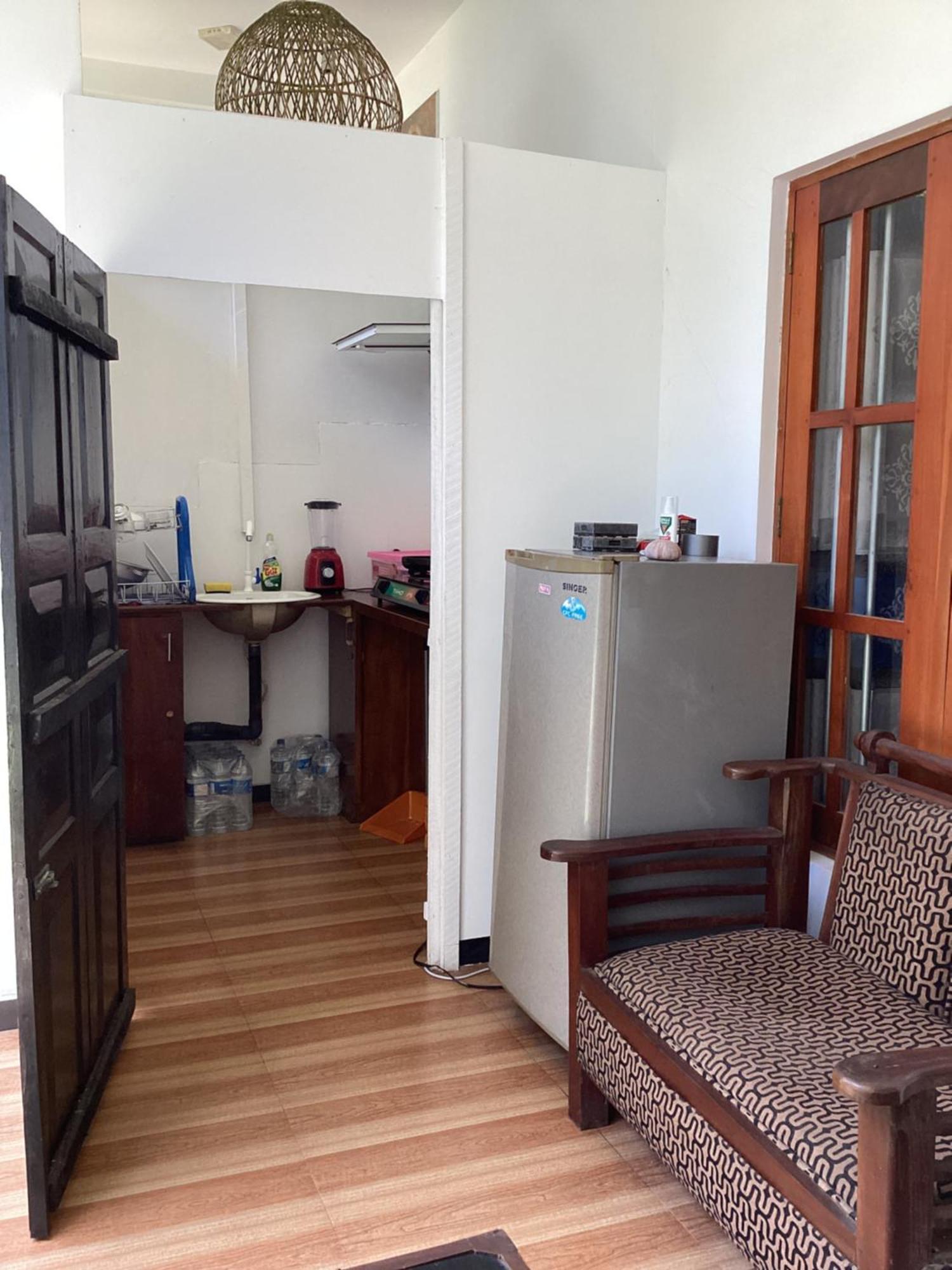 Aroma Guest House Mirissa Esterno foto